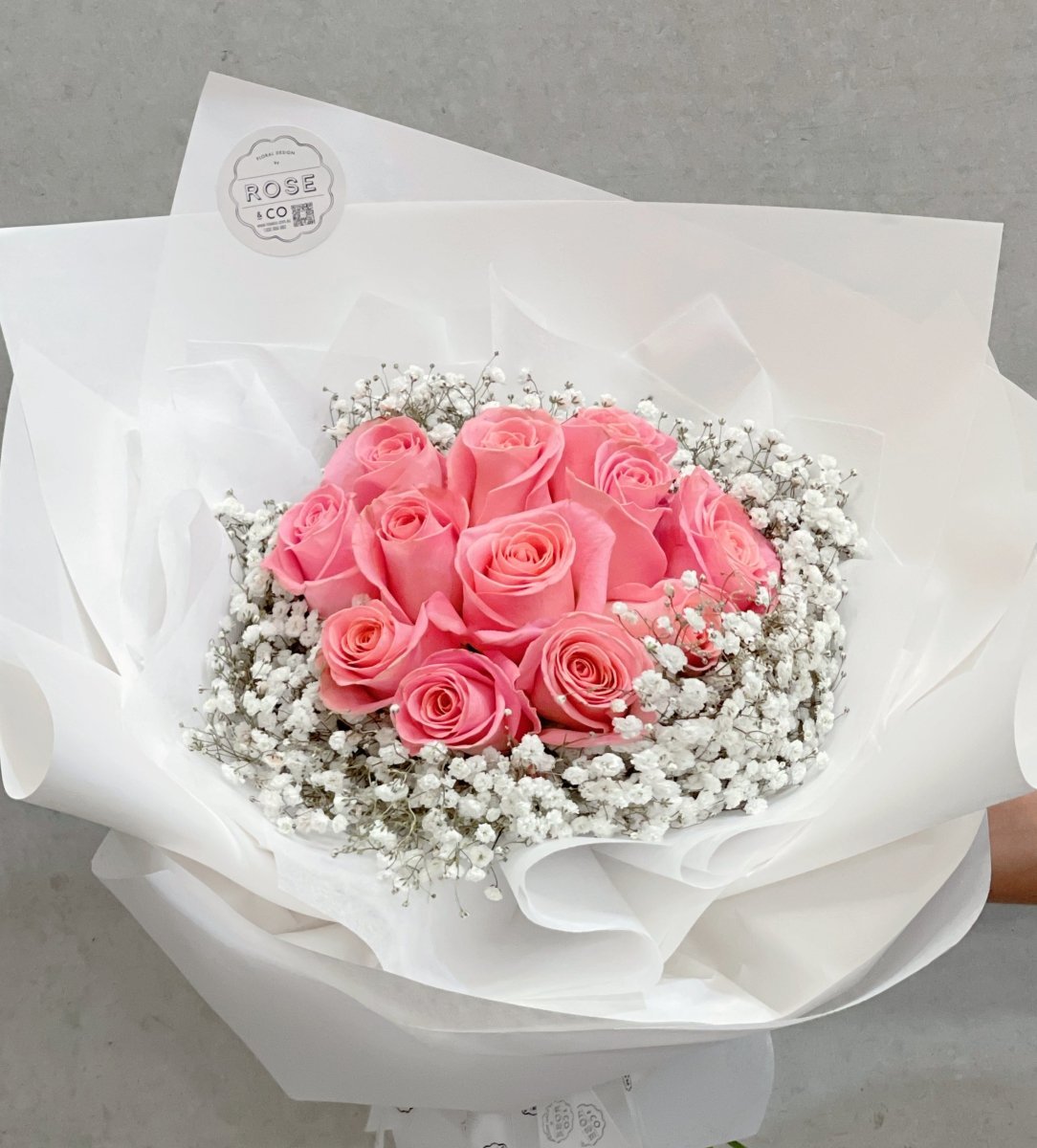 Roses With White Baby’s Breath - ROSE & CO