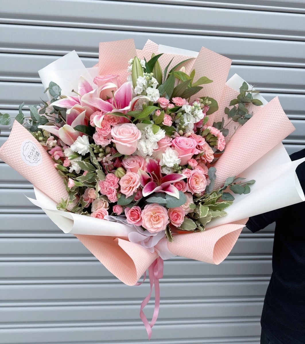Darling Bouquet - ROSE &amp; CO