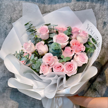 Pink Rose Bouquet - ROSE &amp; CO
